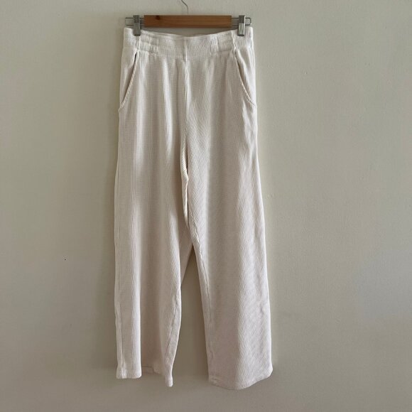 Electric & Rose Kate Sweatshirt and Tanner Pant Thermal Set Ivory - Picture 7 of 9